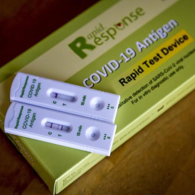 Ottawa ends shipments of rapid COVID-19 tests as millions set to expire